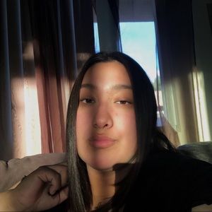 Meet your Posher, Alyssa